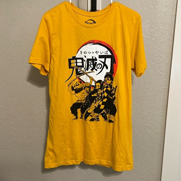 Anime T-Shirt - Picture 1 of 2